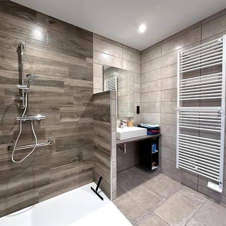 Ferienhaus De L'espinasse : Charme Bucolique, Animaux Acceptes - Fr-1-489-535