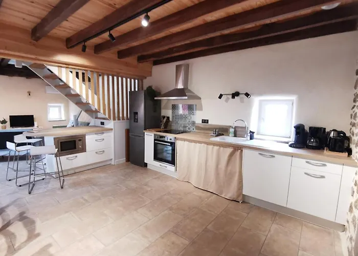 Dom wakacyjny De L'espinasse : Charme Bucolique, Animaux Acceptes - Fr-1-489-535