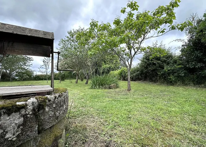 De L'espinasse : Charme Bucolique, Animaux Acceptes - Fr-1-489-535 * Bourbon-lʼArchambault